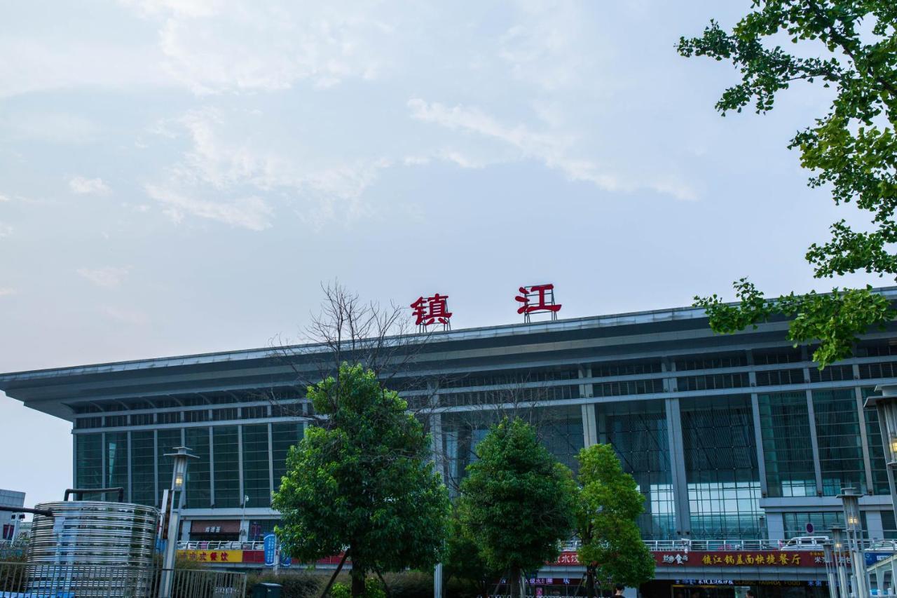 Metropolo, Zhenjiang, Railway Station Wanda Plaza Hotel Zhenjiang  Buitenkant foto